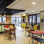 Greet Angouleme 酒店 圣伊里埃苏尔查