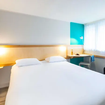 Greet Angouleme Hotel