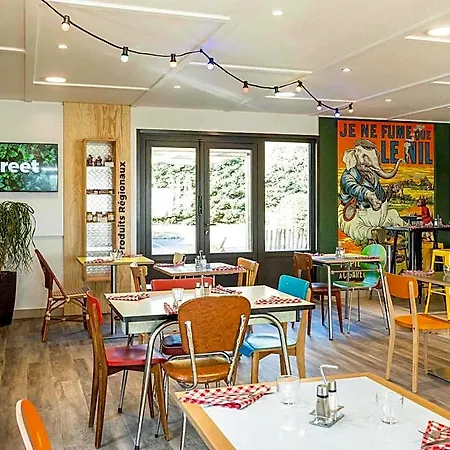 Greet Angouleme 2* Сен-Ирье-сюр-Шарант
