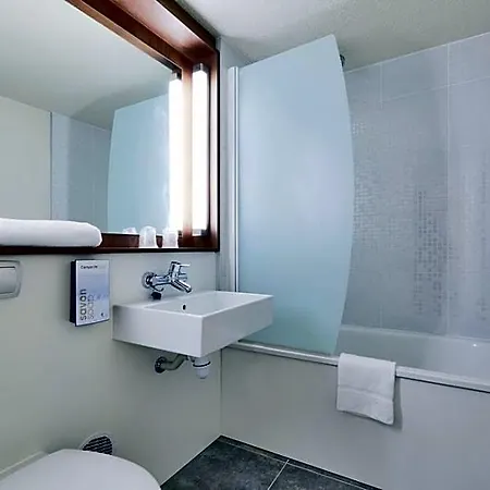 Greet Angouleme Hotell