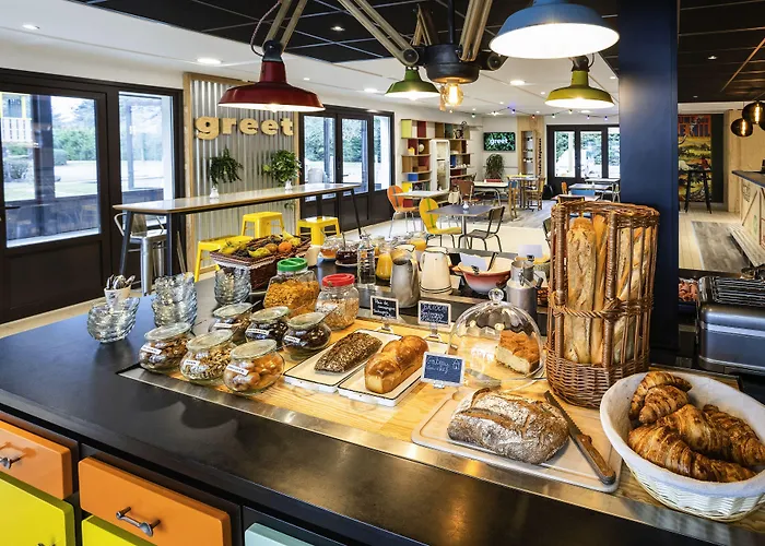 Hotel Greet Angouleme 2*