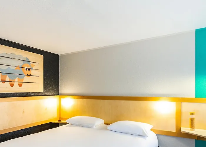 Hotel Greet Angouleme 2*