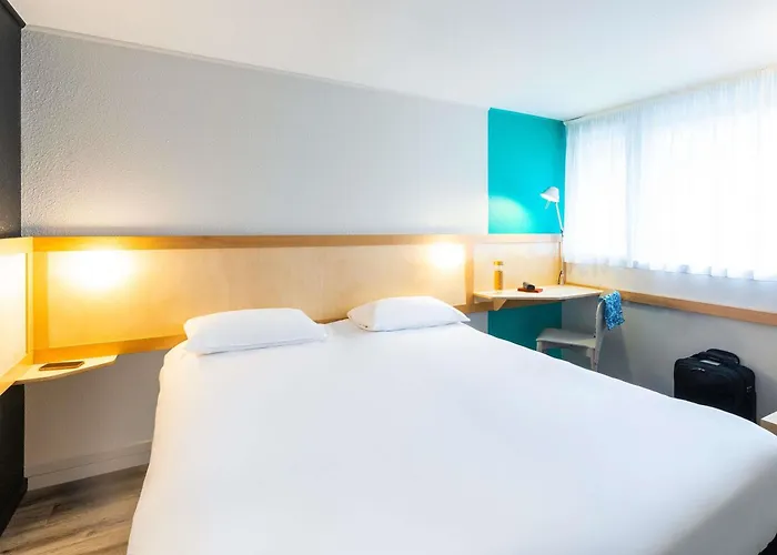 Greet Angouleme Hotel