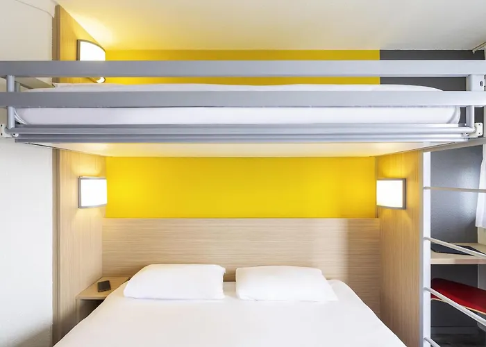 Hotel Greet Angouleme 2*